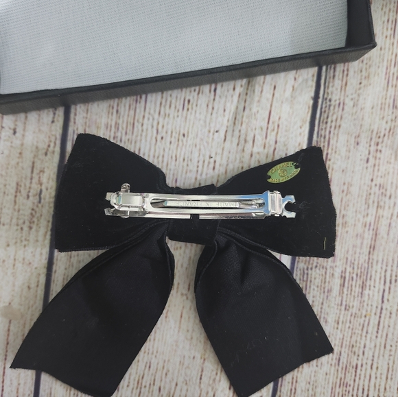 Vintage Chanel Black Bow Hair Accessory - Picture 4 of 7